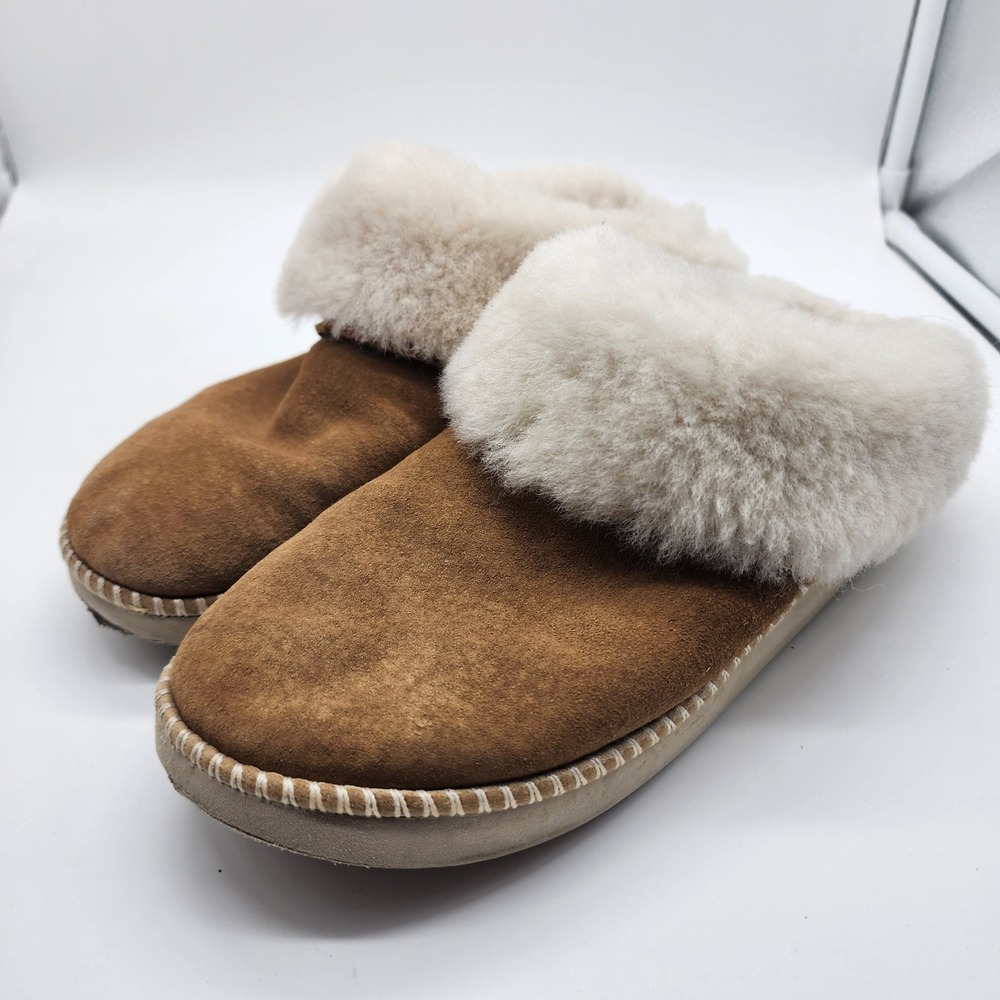 OluKai Ku'i Slippers Women 7 Tan Bone Suede Leather Shearling Indoor Outdoor